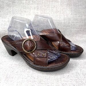 Born brown leather buckle criss cross sandals heels size 9 boho Y2K cottagecore